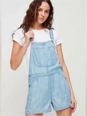 TNA - Light Wash Denim Short Overalls